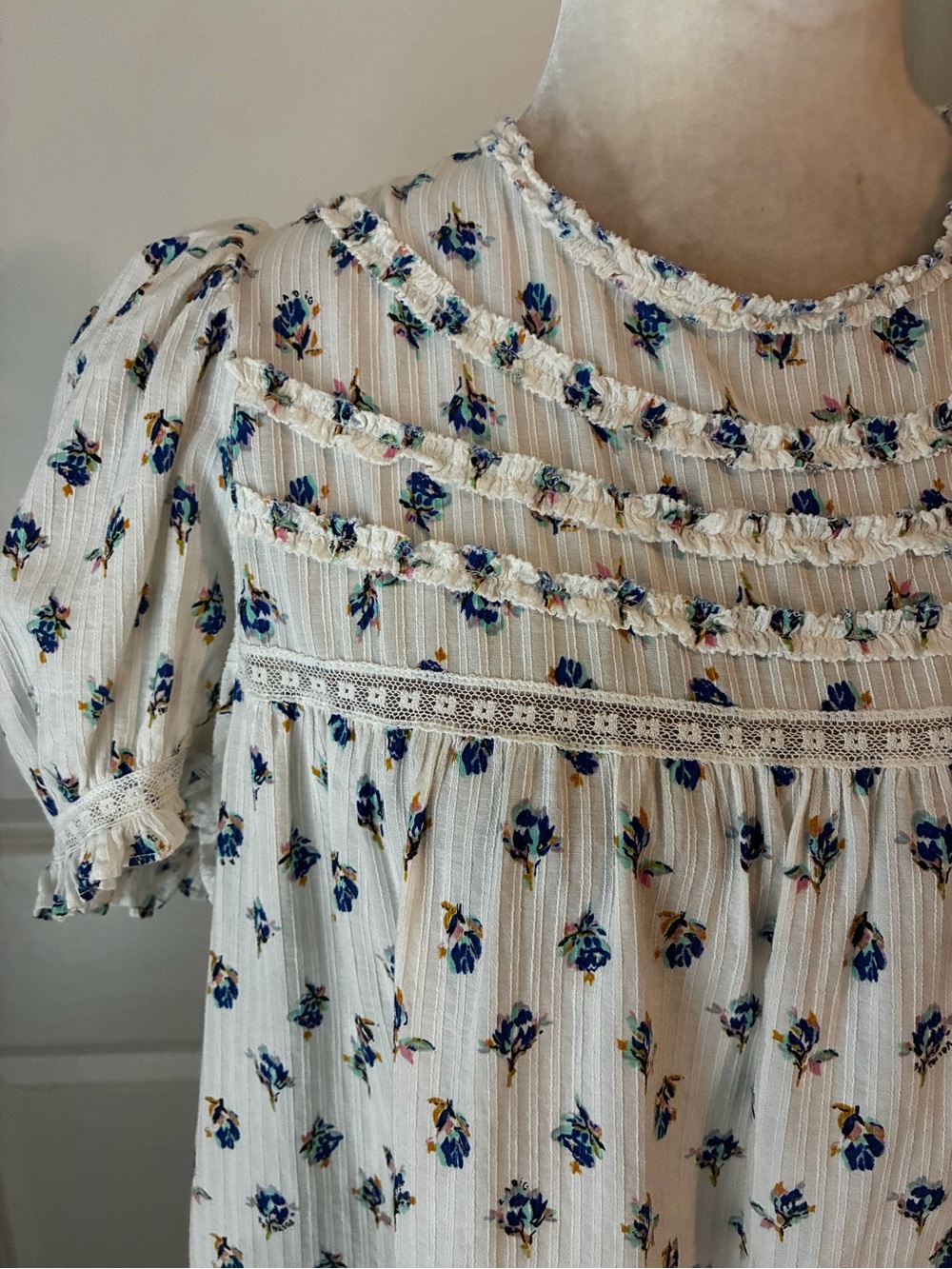 Zadig & Voltaire Tua Dobby Flower Top brunch on the patio essential Sz S - Picture 4 of 7